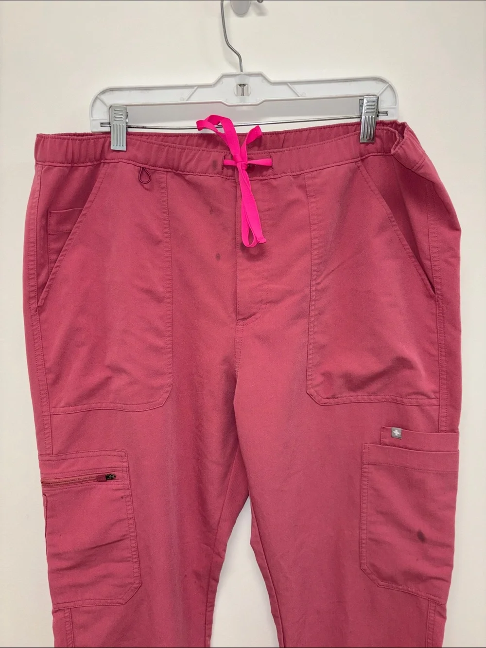 Figs quartz? Cairo straight leg cargo scrub pants XL